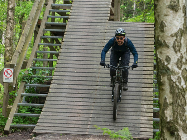 Downhill_Rampe